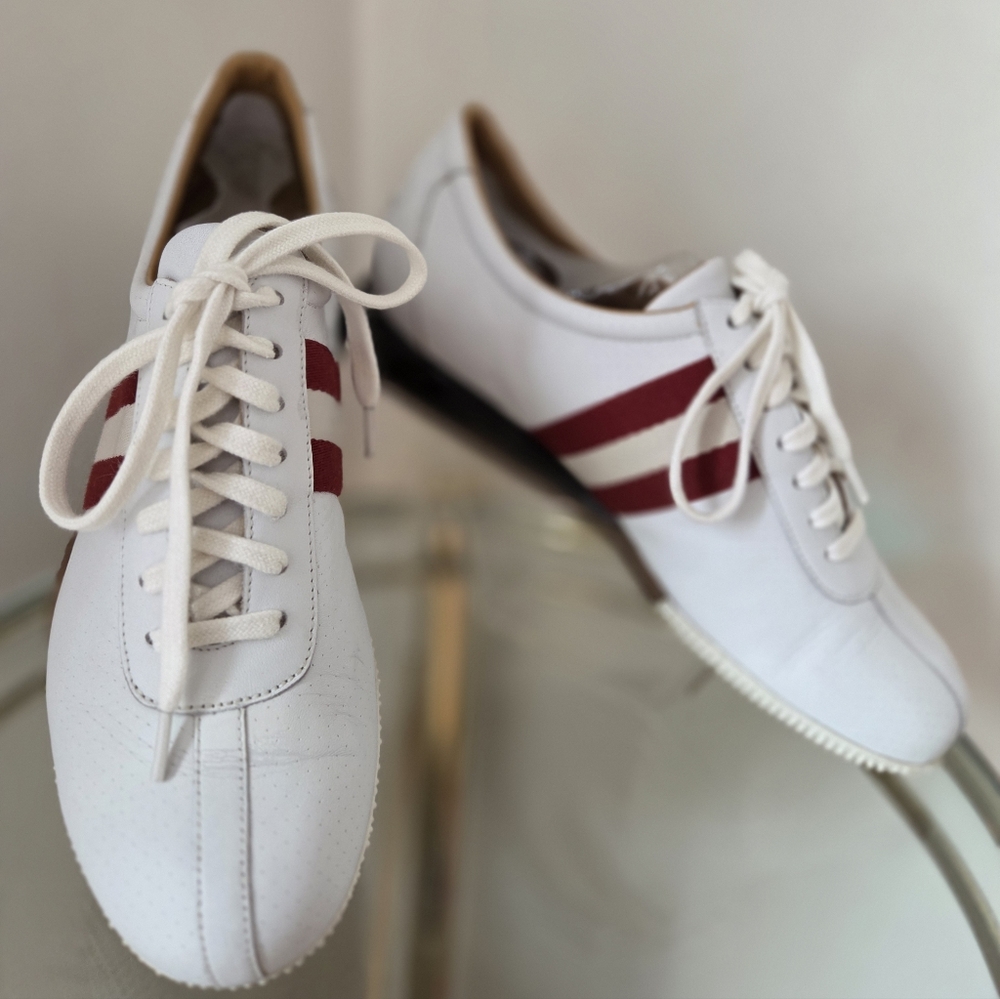 BALLY of Switzerland Leather Casual Sneakers White, Red Stripe Authentic EUC - Picture 2 of 16